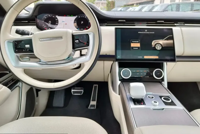 Land Rover Range Rover din 2023 cu 99.000 km - oferta LAN218854 - foto 15