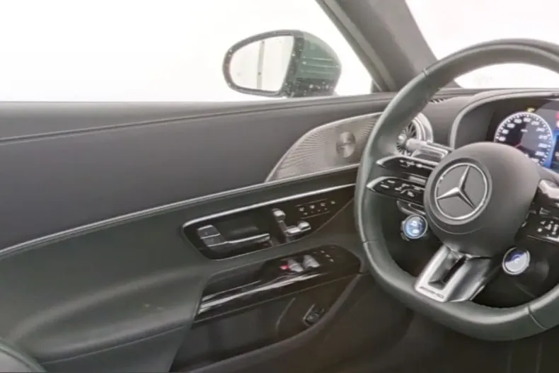 Mercedes-Benz SL 63 AMG (Clasa SL) din 2024 cu 19.999 km - oferta MER218857 - foto 5