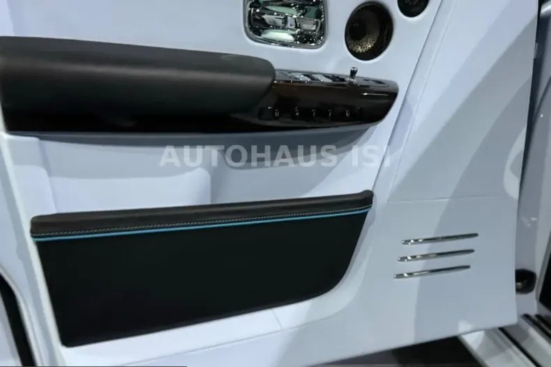 Rolls-Royce Phantom din 2023 cu 19.980 km - oferta ROL218870 - foto 21