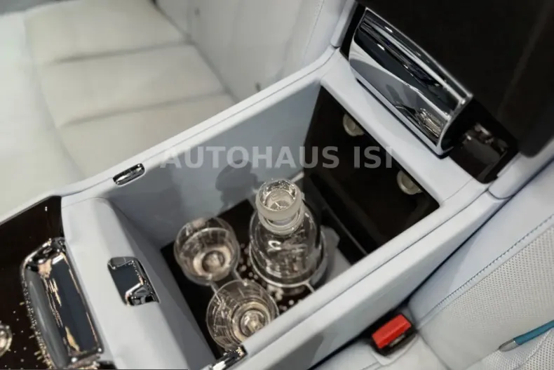 Rolls-Royce Phantom din 2023 cu 19.980 km - oferta ROL218870 - foto 34