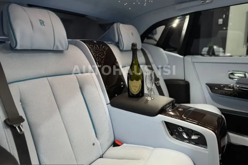 Rolls-Royce Phantom din 2023 cu 19.980 km - oferta ROL218870 - foto 39