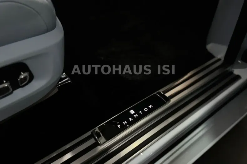 Rolls-Royce Phantom din 2023 cu 19.980 km - oferta ROL218870 - foto 45
