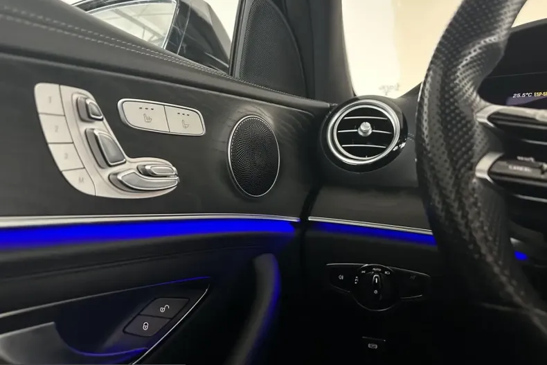 Mercedes-Benz E 53 AMG (Clasa E) din 2022 cu 94.000 km - oferta MER218876 - foto 16