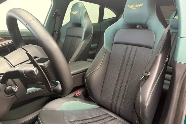 Aston Martin DBX din 2025 cu 19.000 km - oferta AST218880 - foto 3