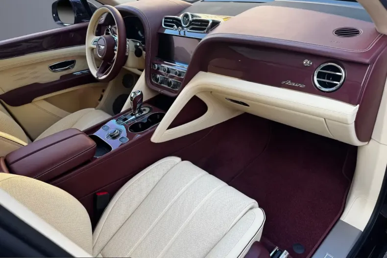 Bentley Bentayga din 2025 cu 9.800 km - oferta BEN218885 - foto 18