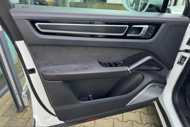 Porsche Cayenne din 2021 cu 74.300 km - oferta POR218893 - foto 17
