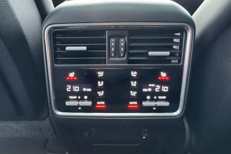 Porsche Cayenne din 2021 cu 74.300 km - oferta POR218893 - foto 28