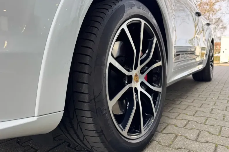 Porsche Cayenne din 2021 cu 74.300 km - oferta POR218893 - foto 30