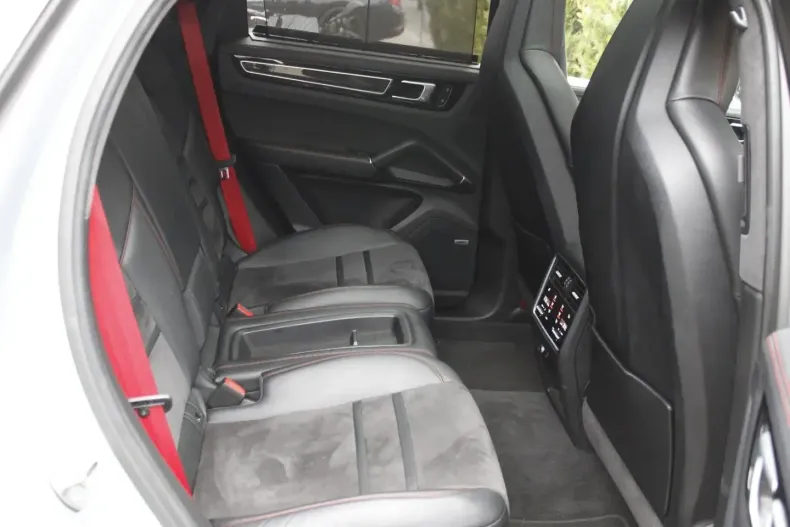 Porsche Cayenne din 2021 cu 85.000 km - oferta POR218894 - foto 19