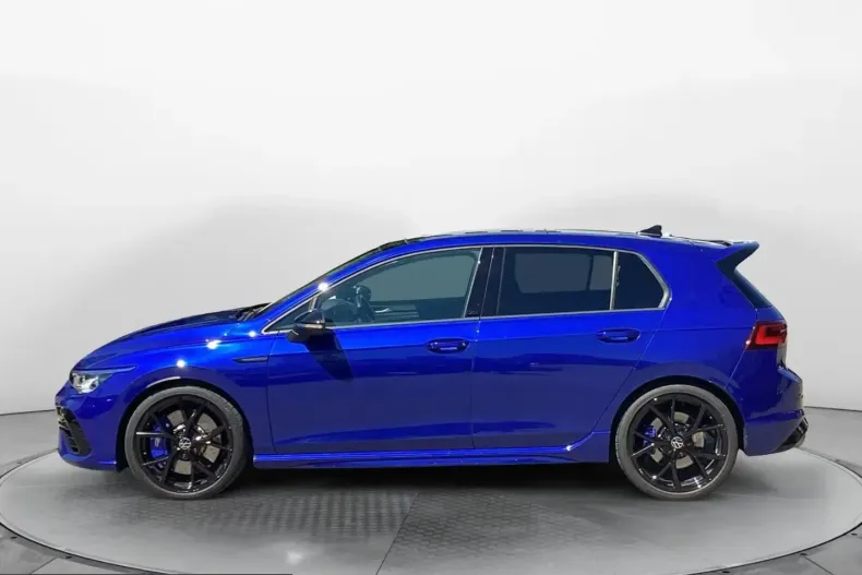 Volkswagen Golf din 2024 cu 25.550 km - oferta VOL218895 - foto 3