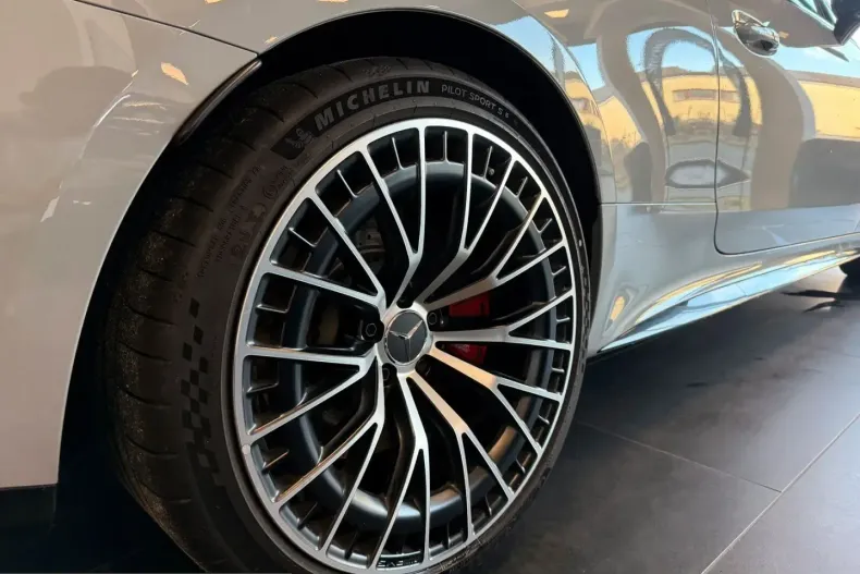 Mercedes-Benz CLE 53 AMG (Clasa CLE) din 2024 cu 30.000 km - oferta MER218899 - foto 4