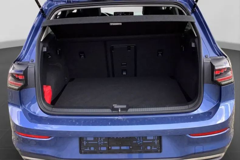 Volkswagen Golf din 2025 cu 25.323 km - oferta VOL218900 - foto 10