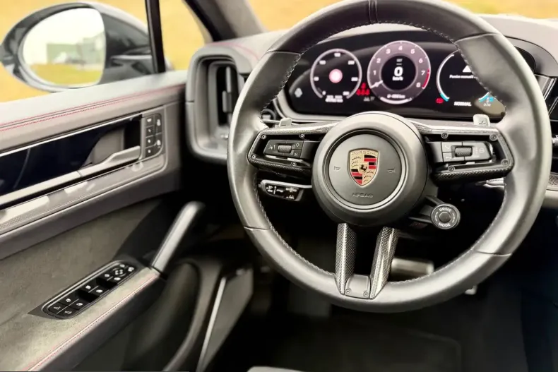 Porsche Cayenne Coupe din 2024 cu 42.200 km - oferta POR218904 - foto 19