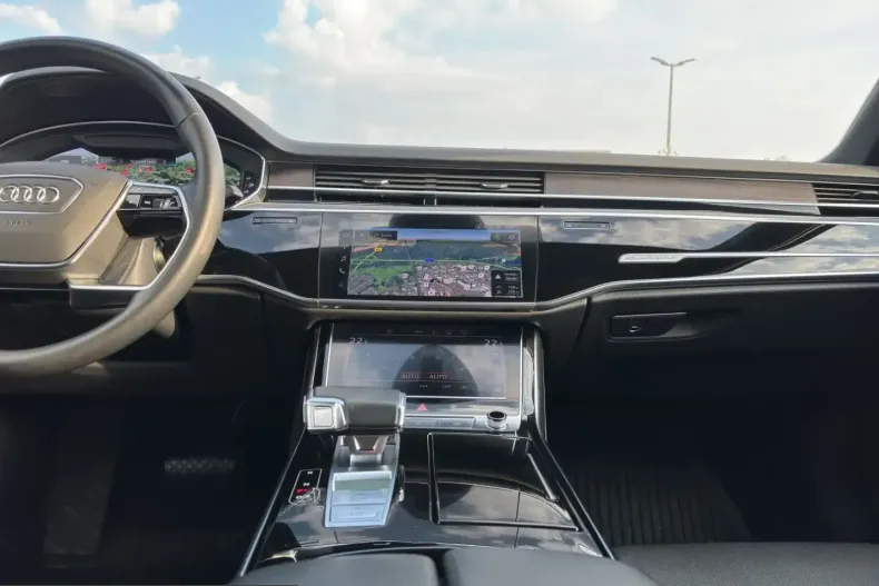 Audi A8 din 2022 cu 70.500 km - oferta AUD218905 - foto 8