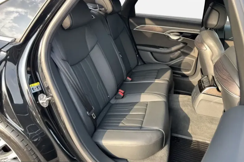 Audi A8 din 2022 cu 70.500 km - oferta AUD218905 - foto 10