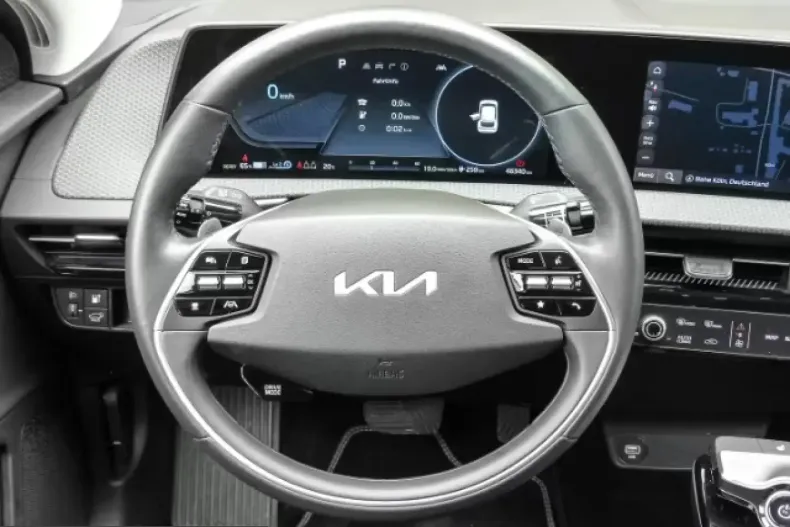 Kia EV6 din 2022 cu 46.339 km - oferta KIA218907 - foto 8