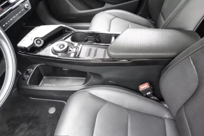 Kia EV6 din 2022 cu 46.339 km - oferta KIA218907 - foto 9