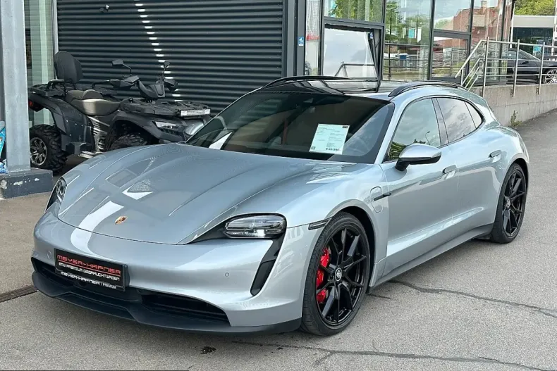 Porsche Taycan din 2022 cu 54.900 km - oferta POR218918 - foto 1