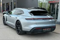 Porsche Taycan din 2022 cu 54.900 km - oferta POR218918 - foto 9