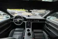 Porsche Taycan din 2022 cu 54.900 km - oferta POR218918 - foto 19