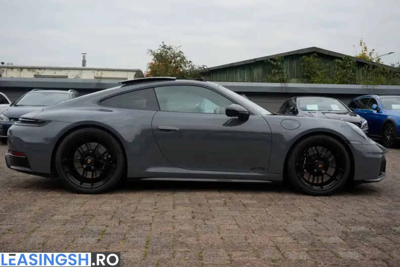 Porsche 992 din 2025 cu 6.950 km - oferta POR218924 - foto 3