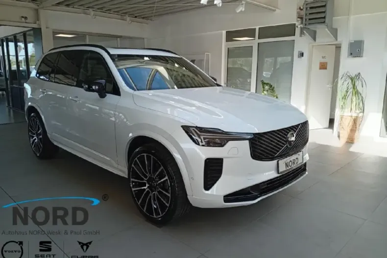 Volvo XC90 din 2025 cu 13.400 km - oferta VOL218930 - foto 3