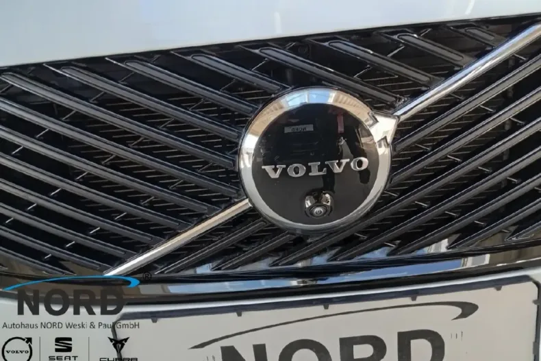 Volvo XC90 din 2025 cu 13.400 km - oferta VOL218930 - foto 9