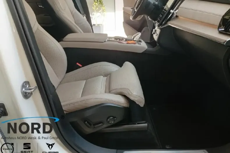 Volvo XC90 din 2025 cu 13.400 km - oferta VOL218930 - foto 28