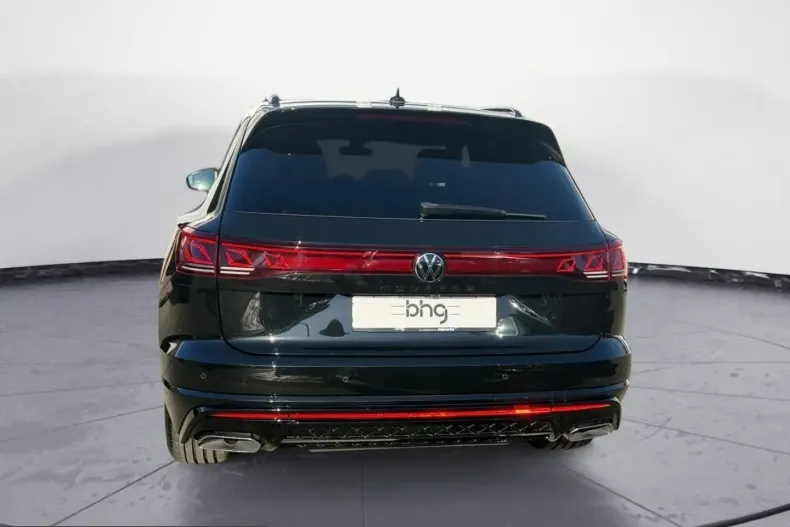 Volkswagen Touareg din 2025 cu 18.875 km - oferta VOL218931 - foto 4