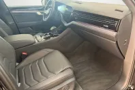 Volkswagen Touareg din 2025 cu 18.875 km - oferta VOL218931 - foto 8