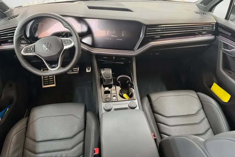 Volkswagen Touareg din 2025 cu 18.875 km - oferta VOL218931 - foto 10