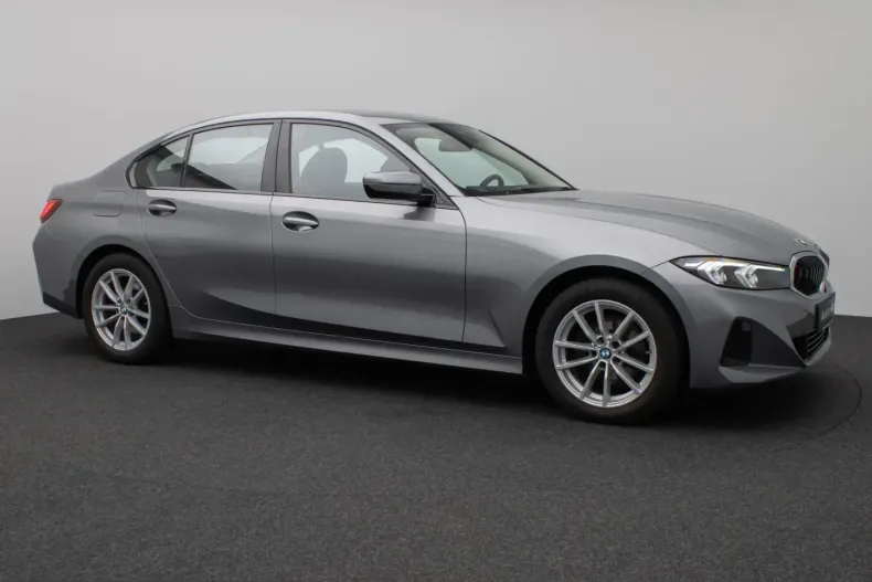 BMW 320 (Seria 3) din 2023 cu 60.761 km - oferta BMW218940 - foto 4
