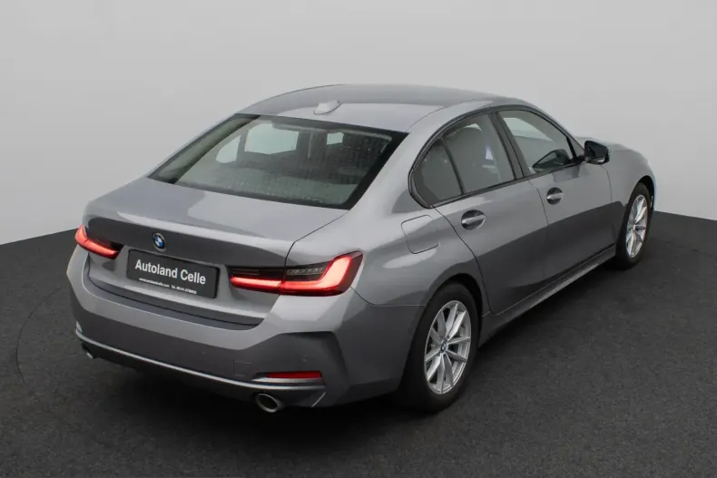 BMW 320 (Seria 3) din 2023 cu 60.761 km - oferta BMW218940 - foto 7