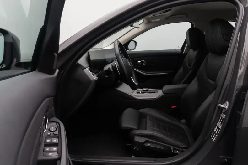 BMW 330 (Seria 3) din 2022 cu 72.563 km - oferta BMW218942 - foto 19
