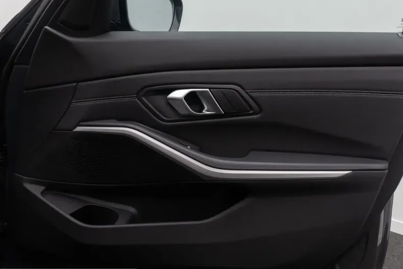 BMW 330 (Seria 3) din 2022 cu 72.563 km - oferta BMW218942 - foto 30
