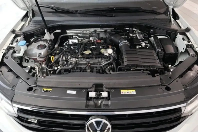 Volkswagen Tiguan din 2021 cu 103.100 km - oferta VOL218943 - foto 4