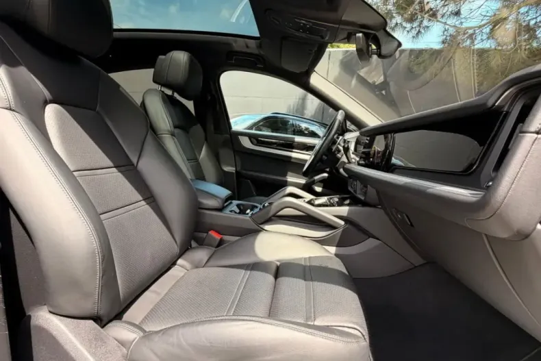 Porsche Cayenne din 2024 cu 38.000 km - oferta POR218946 - foto 21