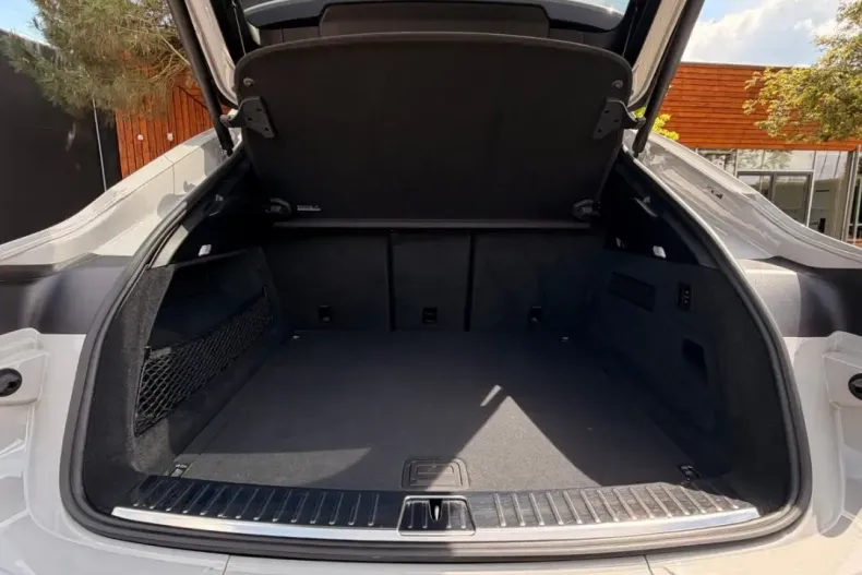 Porsche Cayenne din 2024 cu 38.000 km - oferta POR218946 - foto 25