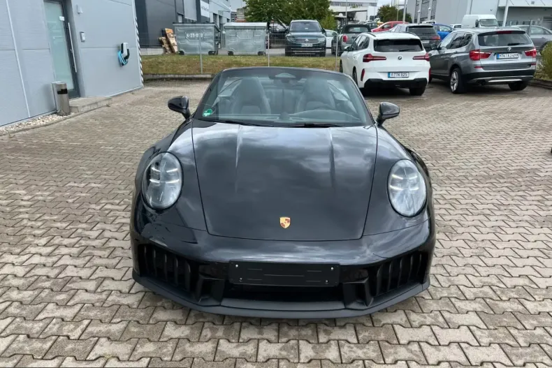 Porsche 911 din 2026 cu 5.000 km - oferta POR218951 - foto 4