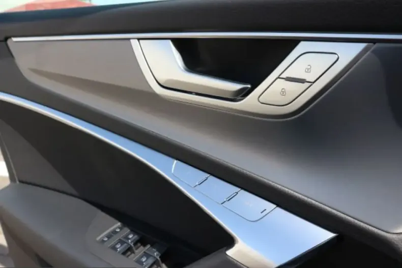 Audi A6 din 2024 cu 6.063 km - oferta AUD218958 - foto 16