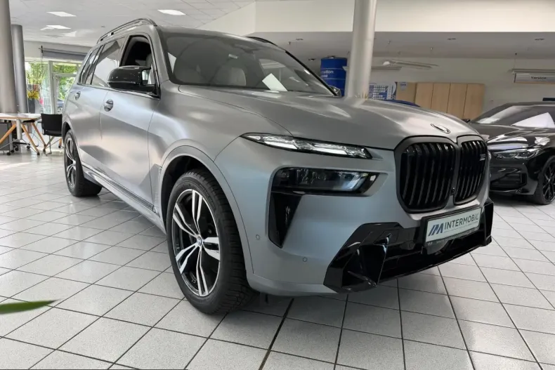 BMW X7 (Seria X) din 2024 cu 18.785 km - oferta BMW218973 - foto 3