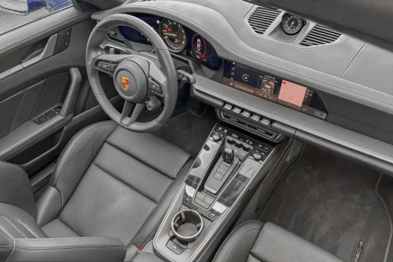 Porsche 992 din 2024 cu 5.900 km - oferta POR218979 - foto 19