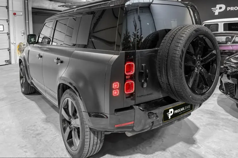 Land Rover Defender din 2025 cu 27.000 km - oferta LAN218980 - foto 4