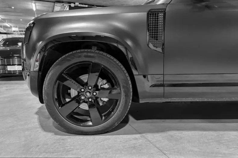 Land Rover Defender din 2025 cu 27.000 km - oferta LAN218980 - foto 20
