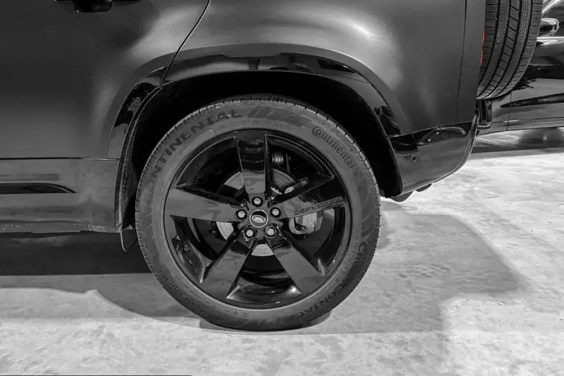 Land Rover Defender din 2025 cu 27.000 km - oferta LAN218980 - foto 25
