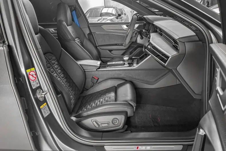 Audi RS6 din 2023 cu 55.000 km - oferta AUD218982 - foto 19