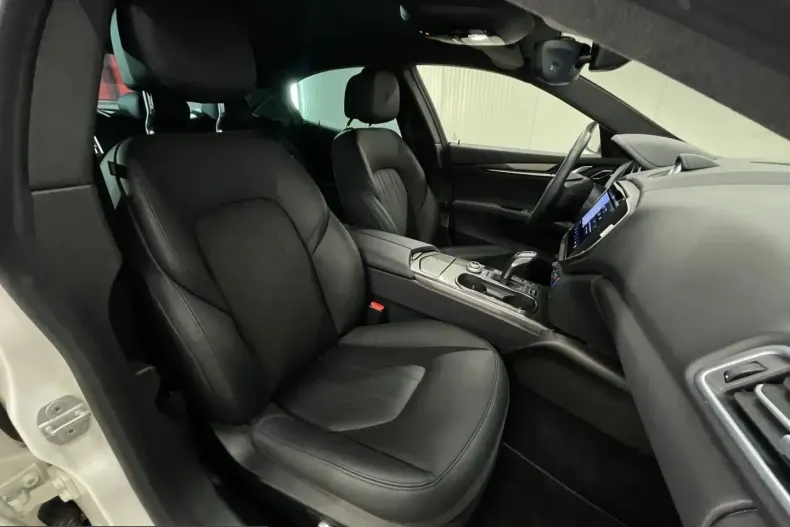 Maserati Ghibli din 2023 cu 88.425 km - oferta MAS218984 - foto 10