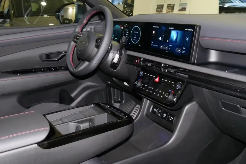 Hyundai Tucson din 2025 cu 11.006 km - oferta HYU218997 - foto 8
