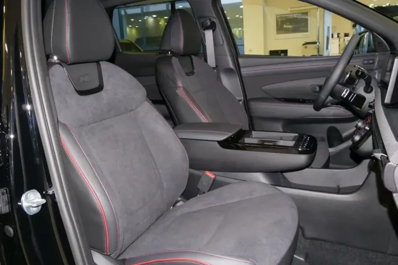 Hyundai Tucson din 2025 cu 11.006 km - oferta HYU218997 - foto 11