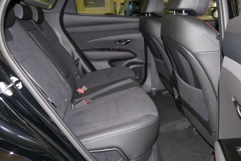 Hyundai Tucson din 2025 cu 11.006 km - oferta HYU218997 - foto 13